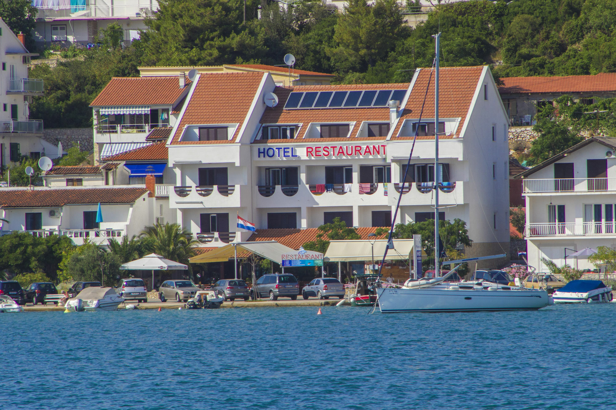 Hotel Plava Laguna Tisno Ngoại thất bức ảnh